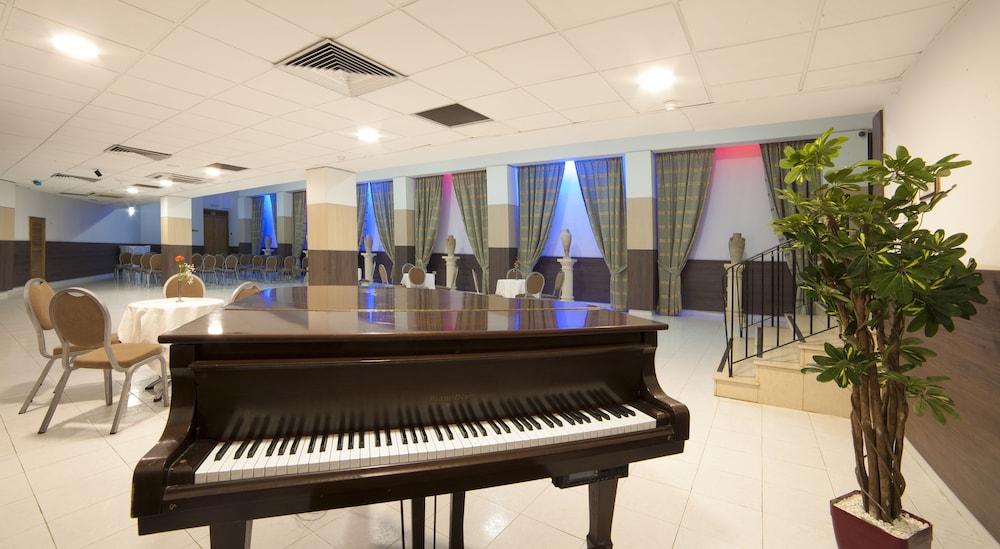 Hotel Bella Vista 4*